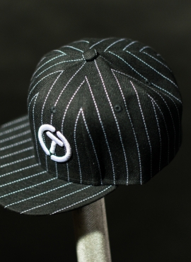 "T"-czapka full cap